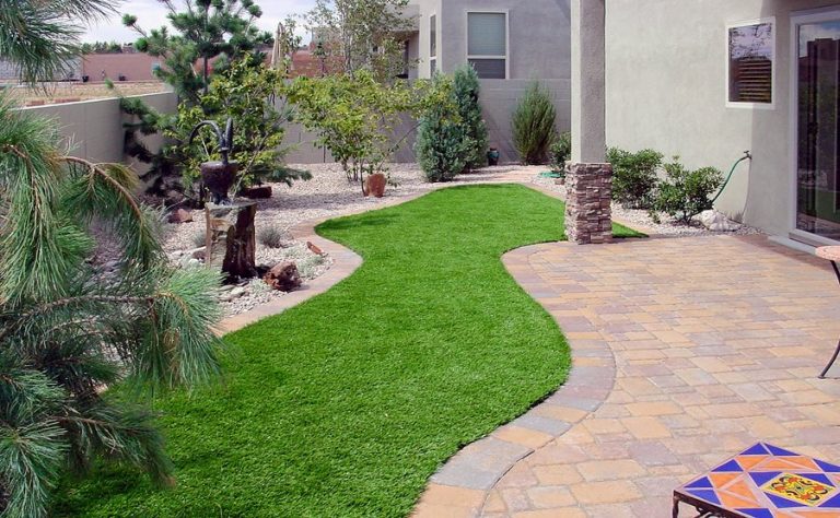 Learn about artificial grass with this landscaping turf buying guide